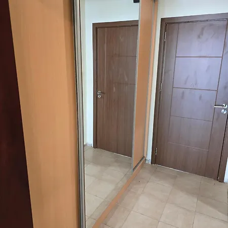212s Miramar Sunny Appartement *